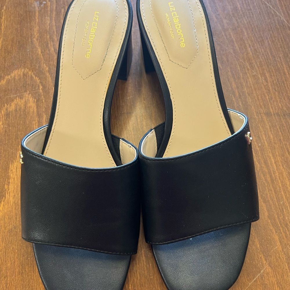 Liz Claiborne Black and Tan Mules